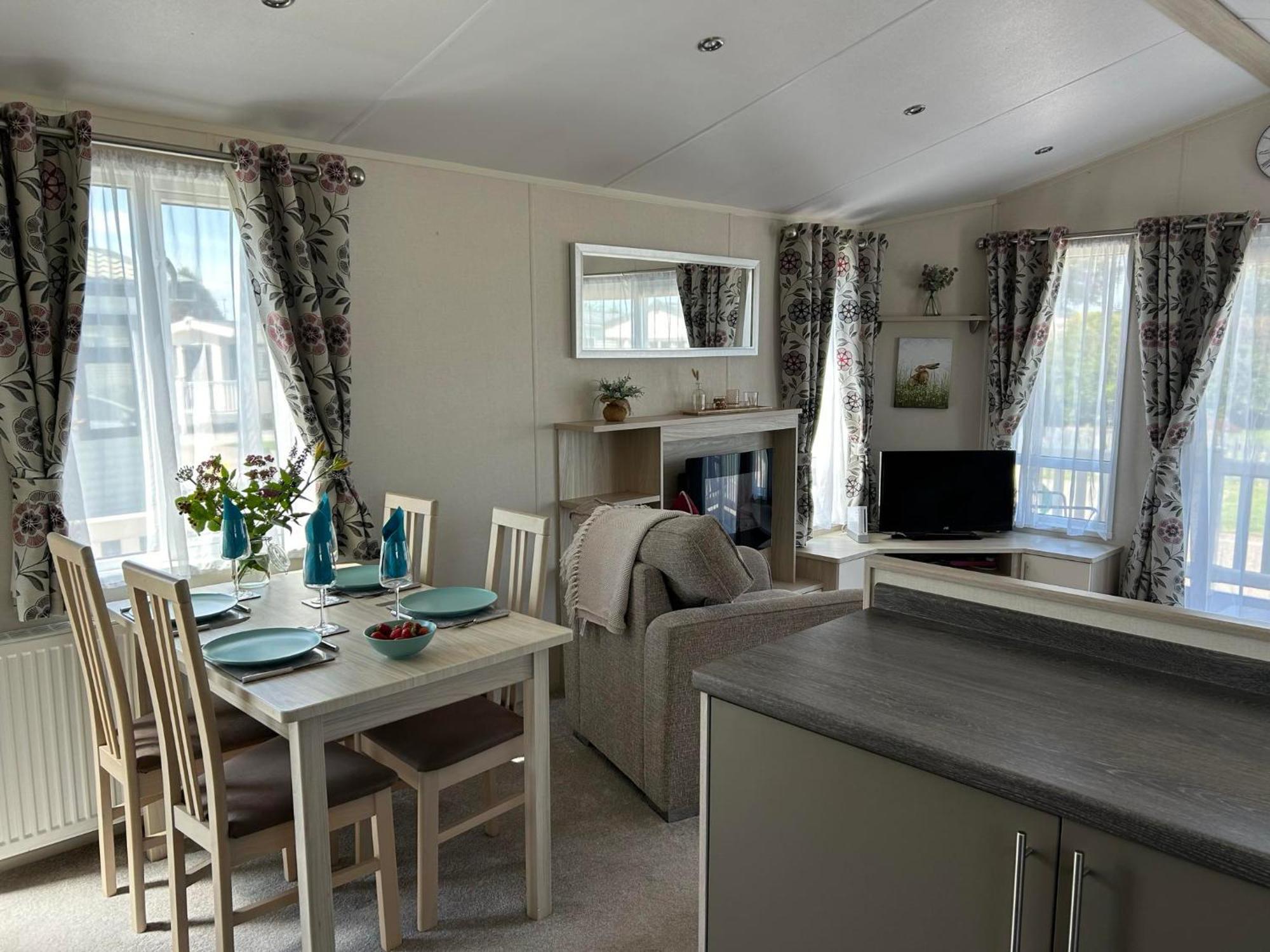 Villa Hares Haven Pet Friendly Sleeps 6 à Kingston upon Hull Extérieur photo